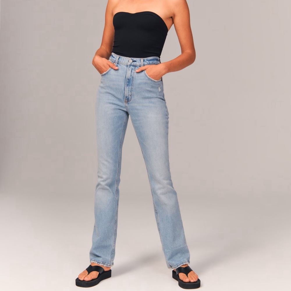 NWOT Abercrombie & Fitch 70’s Vintage Flare Jeans
